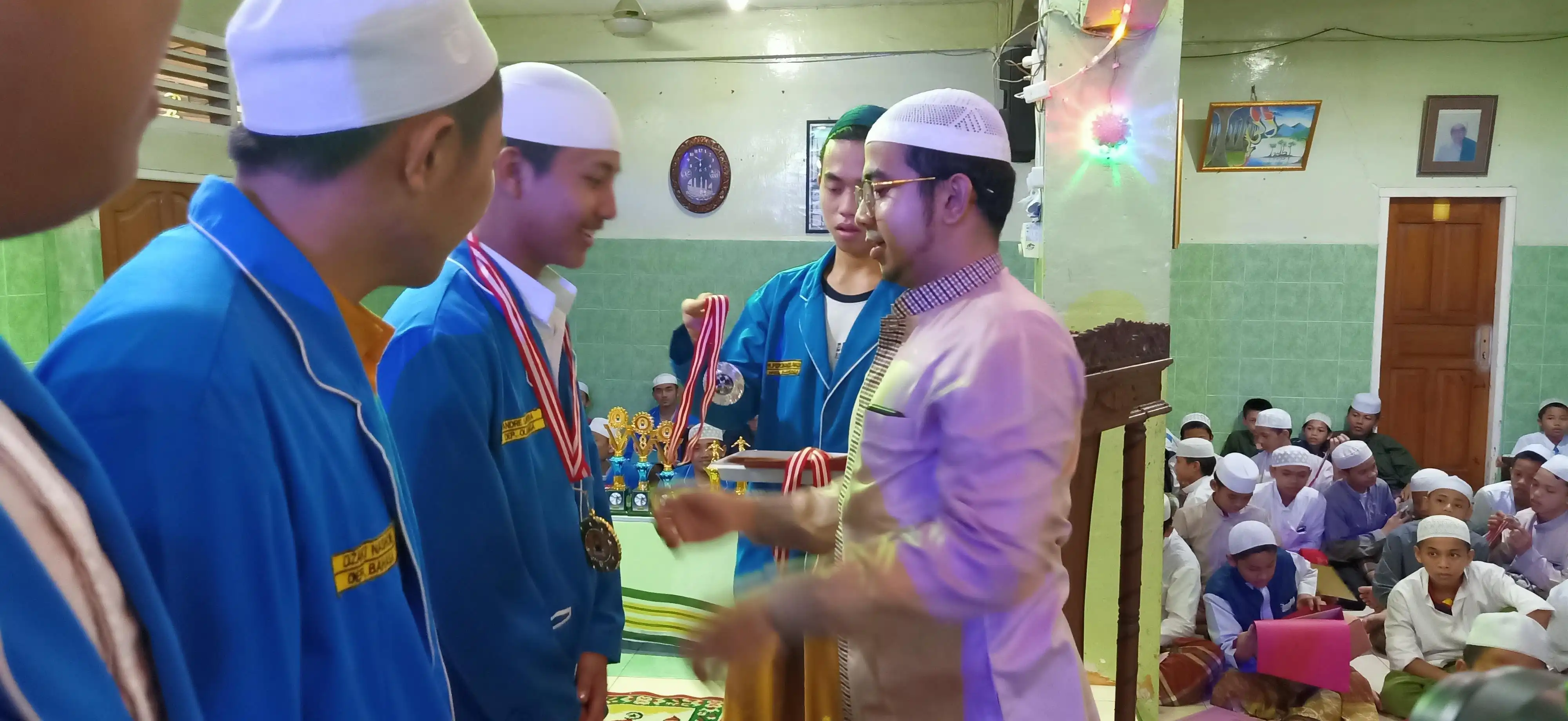 Pembagian Hadiah 152